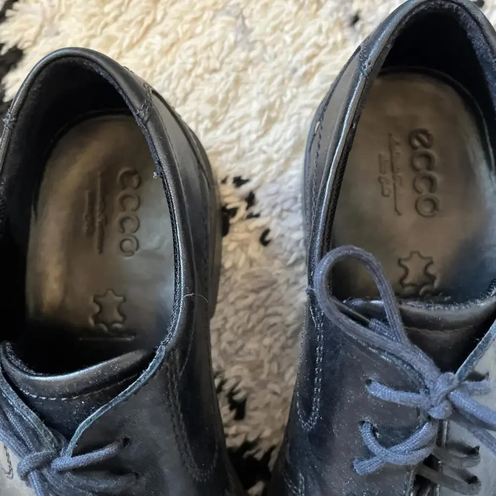 ECCO MENS BLACK DRESS SHOES LACE UP SIZE 11/11.5 US / 45 EU - GREAT CONDITION!!